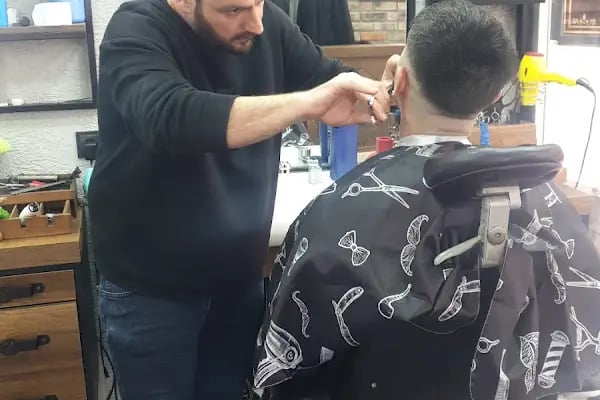 Büşra Gündüz Hair&Makeup Saloon - Resim 3