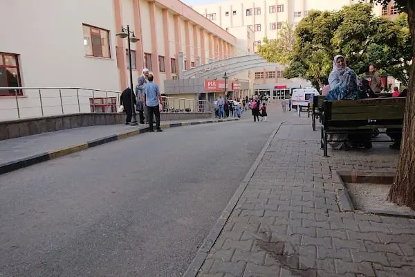 Gaziantep Üniversitesi Tıp Fakültesi Acil Servisi - Resim 15
