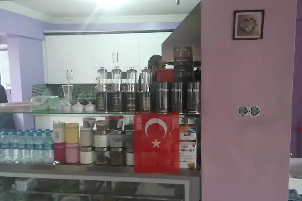 Meydan Kafe Restaurant - Resim 2