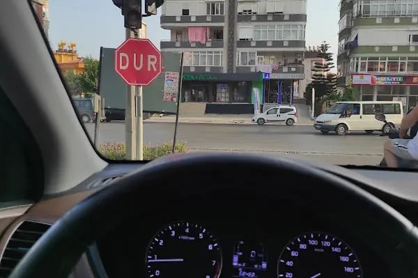 Forex Rent A Car - Resim 15