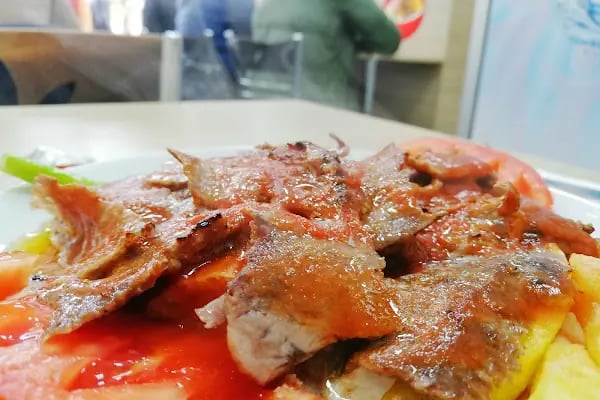Uğur Çorba Ve Kebap Salonu - Resim 2
