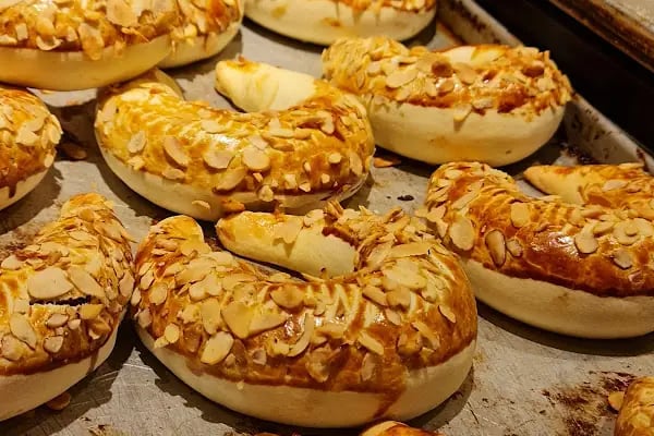 Topçular Simit Fırını - Resim 13