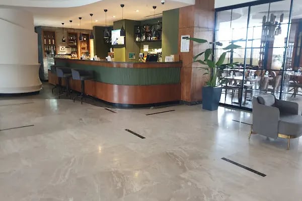 Qua Confort Hotel - Resim 10