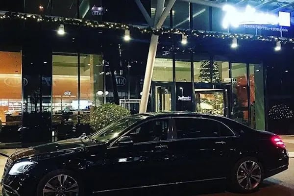 Istanbul Limousine - VIP Chauffeur Service - Resim 1