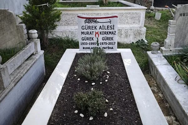 Taşoluk Mezarlığı - Resim 2