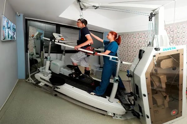 Rommer International Fizik Tedavi ve Rehabilitasyon Tıp Merkezi - Resim 1