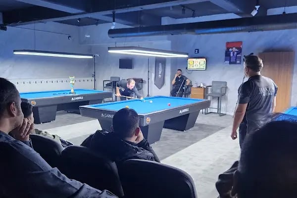 FBN Billiards Club - Resim 17