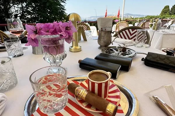 Madam Sofia Cafe & Bar - Resim 12