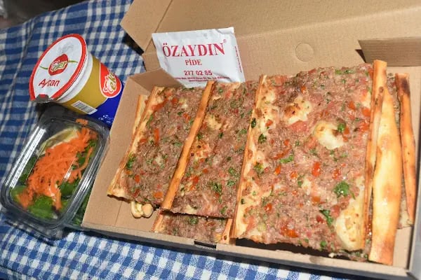 ÖzAydın Pide Salonu Balçova - Resim 11