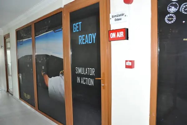 ERAH Aviation Academy - Resim 12