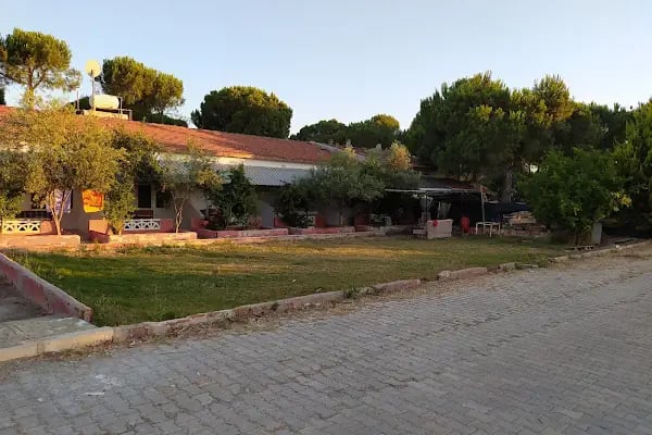 Alphan Tatil Köyü - Resim 13