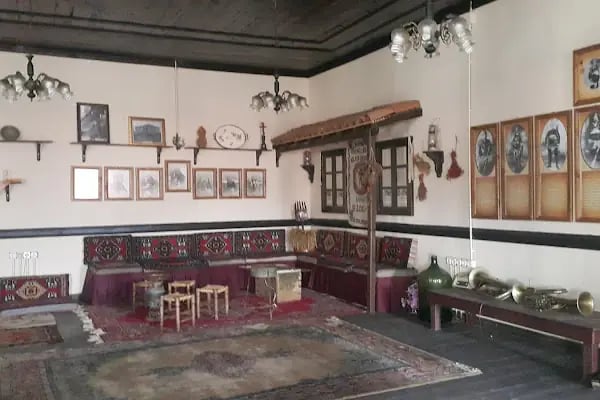 Bayındır ilçe halk kütüphanesi - Resim 16