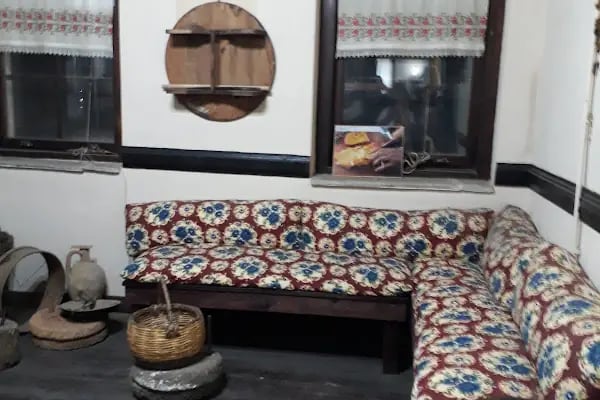 Bayındır ilçe halk kütüphanesi - Resim 19