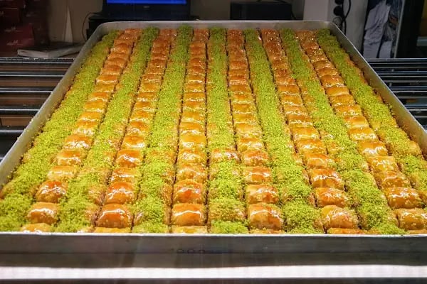 Elika Life Cafe Patisserie - Resim 4