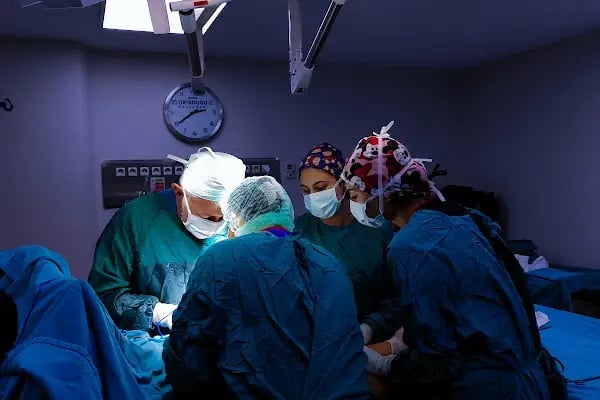 Op. Dr. İnanç Ünlü - Resim 8
