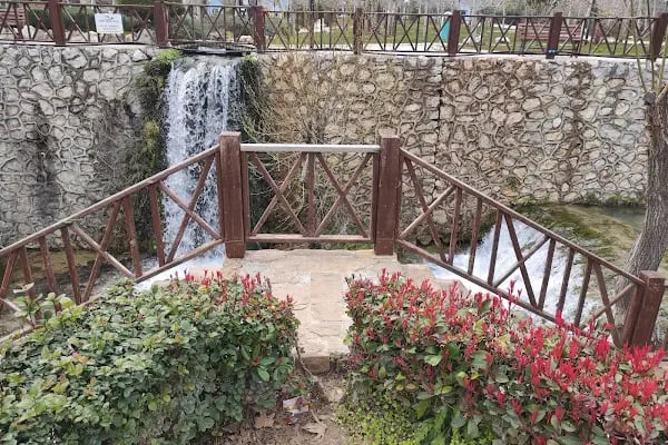 Karaisalı Karapınar Park Büfe - Resim 19