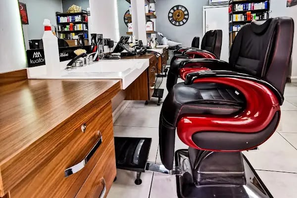 Kuaför Mustafa Akdeniz | Berber - Erkek Kuaförü - Hairdresser - Resim 2