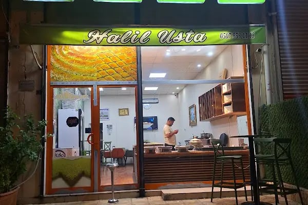Meşhur Şam Tatlıcı Halil Usta - Resim 2