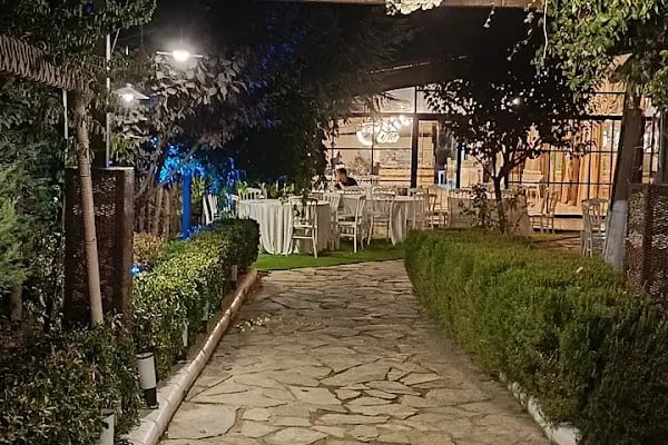 Oba Kır Bahçesi Ve Düğün Salonu - Resim 2