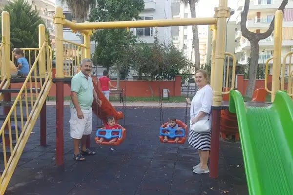 Karagöz Çocuk Parkı - Resim 8