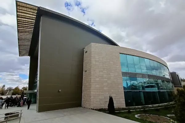 Akyurt Belediyesi Necip Fazıl Konferans Salonu - Resim 2