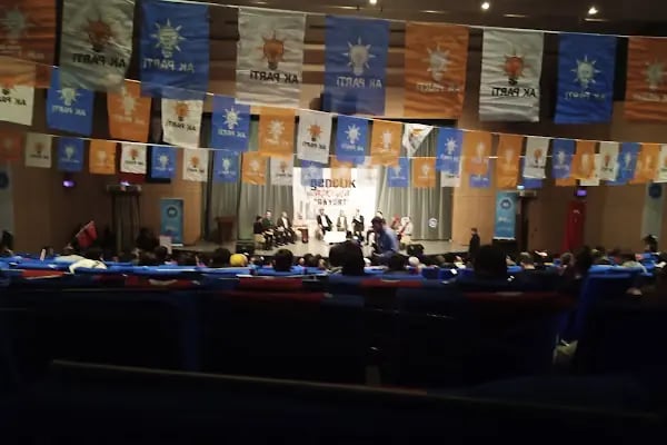 Akyurt Belediyesi Necip Fazıl Konferans Salonu - Resim 3