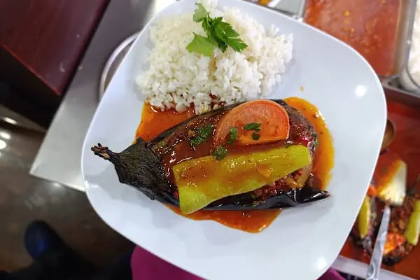 SÖNMEZ RESTAURANT KEBAP ÇORBACI - Resim 3