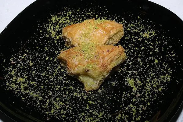 AKDOĞAN DÖNER KEBAP RESTORAN PİZZA PİDE KAHVALTI BAKLAVA &amp; CAFFE - Resim 13