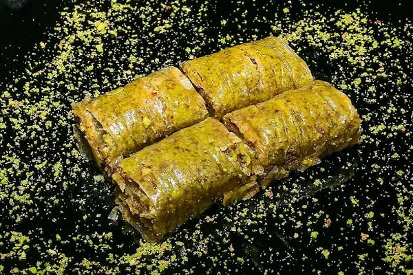 AKDOĞAN DÖNER KEBAP RESTORAN PİZZA PİDE KAHVALTI BAKLAVA &amp; CAFFE - Resim 9