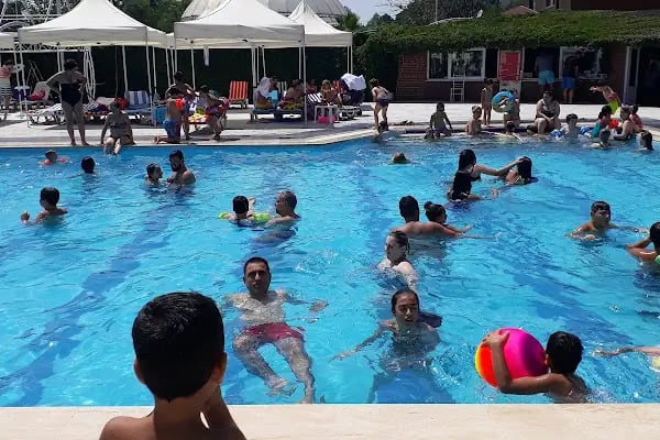 Balaban Sosyal Tesisleri Yüzme Havuzu - Resim 3