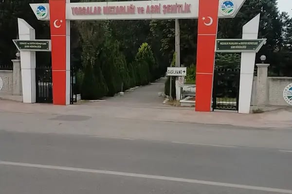 Yorgalar Ve Şehitlik Mezarlığı - Resim 16