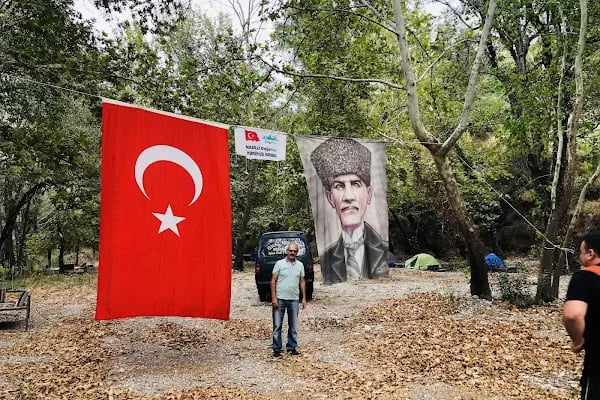 Çamlıbel Dondurma &amp; Karhelvası - Resim 17