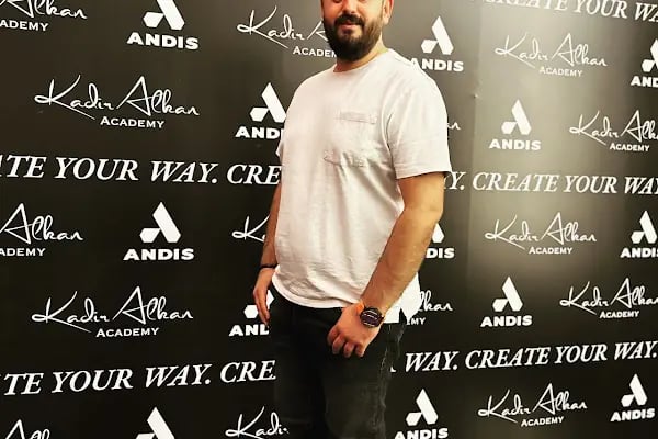 Harun Aykuş Hair Artist - Resim 1