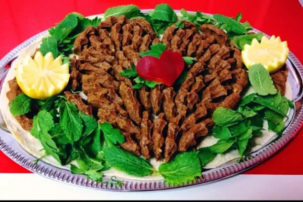 ÇİĞ KÖFTECİ ÖMER USTA - Resim 4