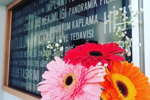Özel SR Dental Ağız ve Diş Sağlığı Polikliniği - Resim 7