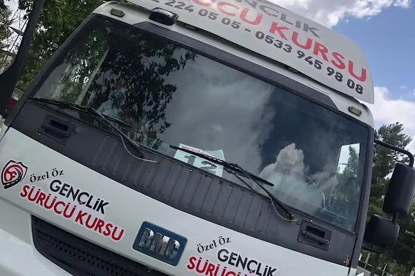 Özel Öz Gençlik Sürücü Kursu - Resim 9