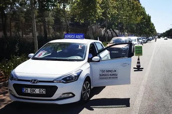 Özel Öz Gençlik Sürücü Kursu - Resim 2