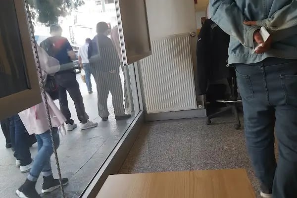 Yapı Kredi - Bağcılar Parseller Şubesi - Resim 6