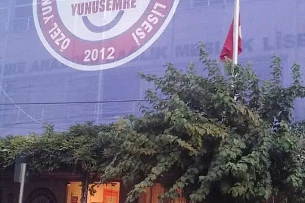 Özel Yunus Emre Anadolu Sağlık Meslek Lisesi - Resim 4