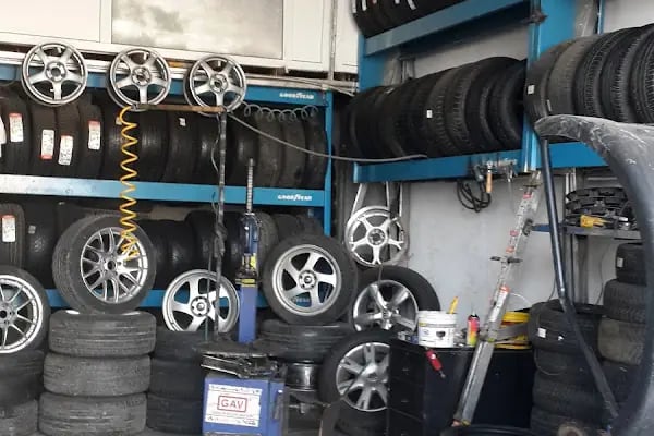 Bizim Oto Lastik YOL YARDIM - Resim 2