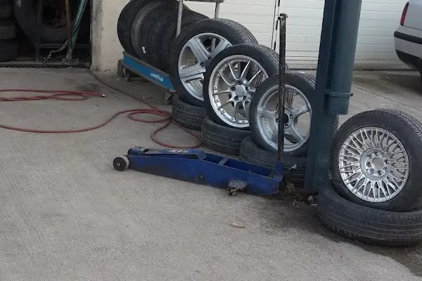 Bizim Oto Lastik YOL YARDIM - Resim 4