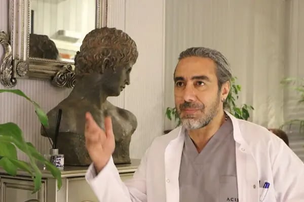 Prof. Dr. Mehmet MUTAF - Microtia Clinic - Resim 7