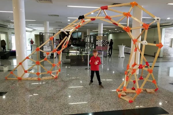 Yaşar Üniversitesi Konferans Salonu - Resim 3