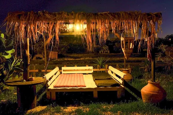 Teos Sanat Kampı -Kamp-Çadır-Bungalow-karavan Konaklama - Resim 6