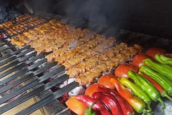 Lokasyon Garden Lounge &amp; Restaurant - Resim 3