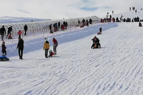 Yedikuyular Kayak Merkezi - Resim 1