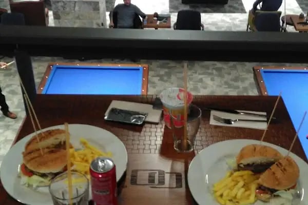 Fox Bilardo & Coffee - Resim 11