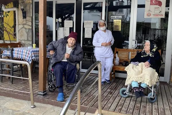 Özel Sabiha Teyze Huzurevi - Resim 4