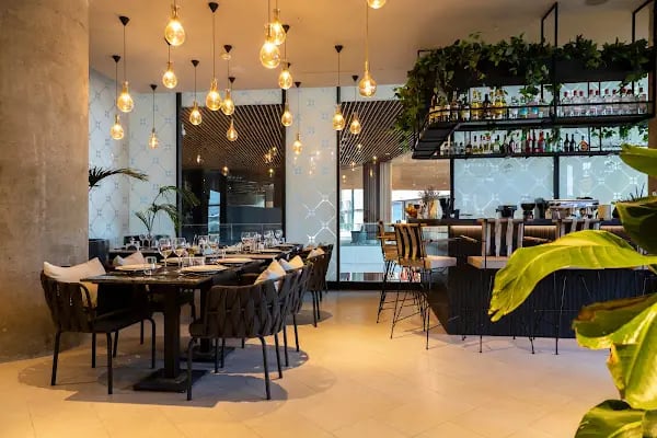 The Berry Restaurant - Resim 2