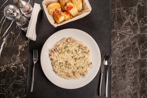 The Berry Restaurant - Resim 19